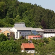 Generalsanierung Exerzitienhaus Haus Werdenfels | Kaiser Elektroplanung GmbH in Regensburg und Ansbach